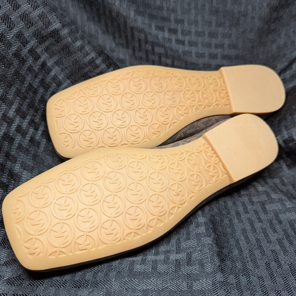 Brown And Tan Michael Kors Milan Flex MK Logo Ballet Flats. - Picture 4 of 5